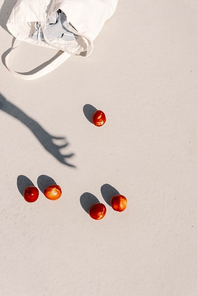 Red and white heart-shaped balloons
